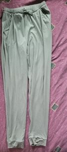 Khaki Green women's pants, from primark. Comes in extra small.